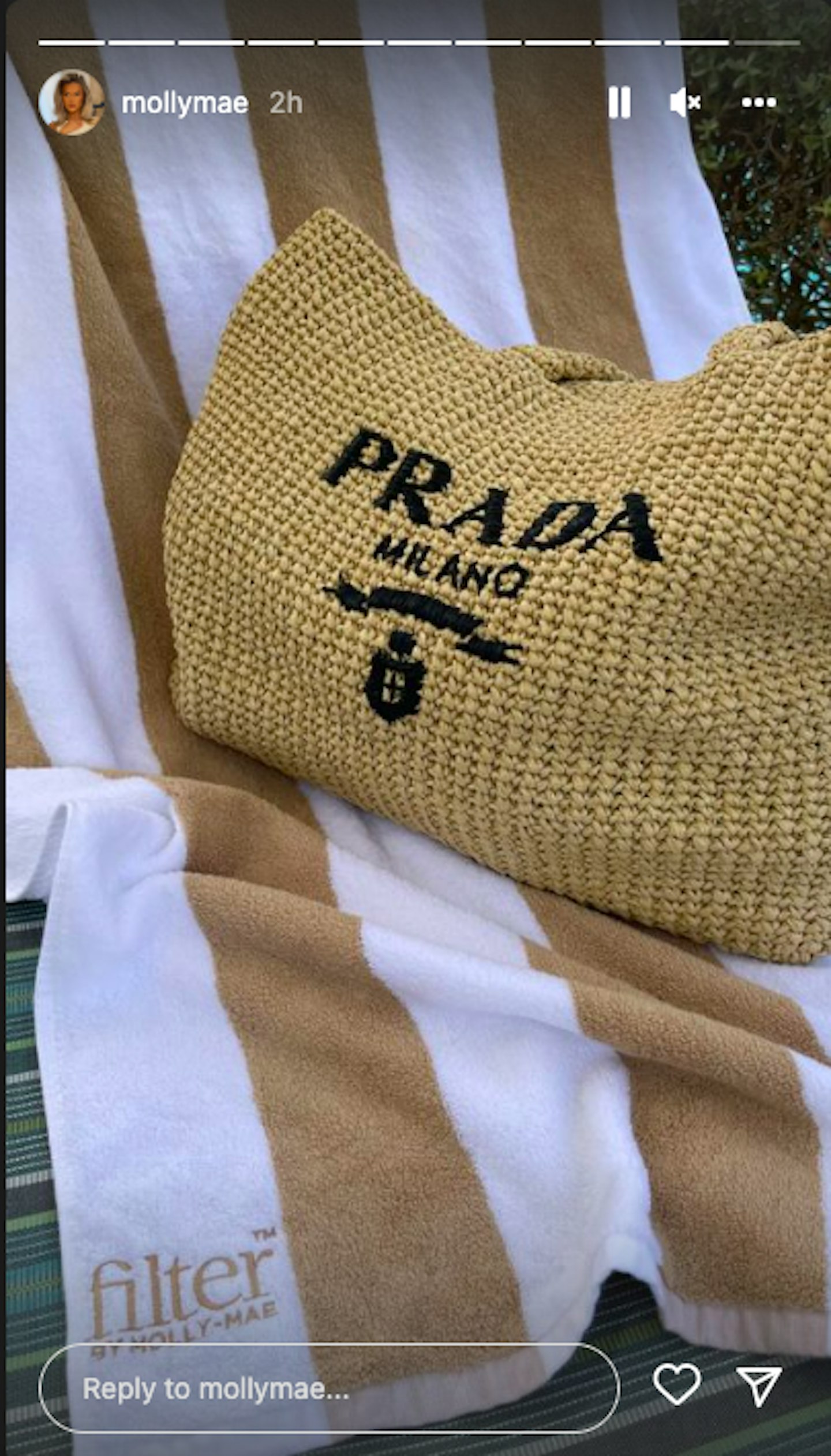 Prada beige raffia clearance beach tote bag